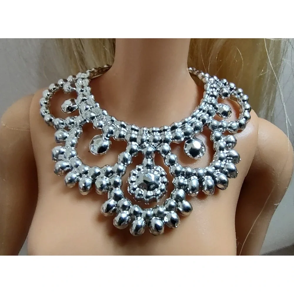Barbie Silver Necklace Jewelry No Doll Fashion Fashionista Wedding Evening Z31